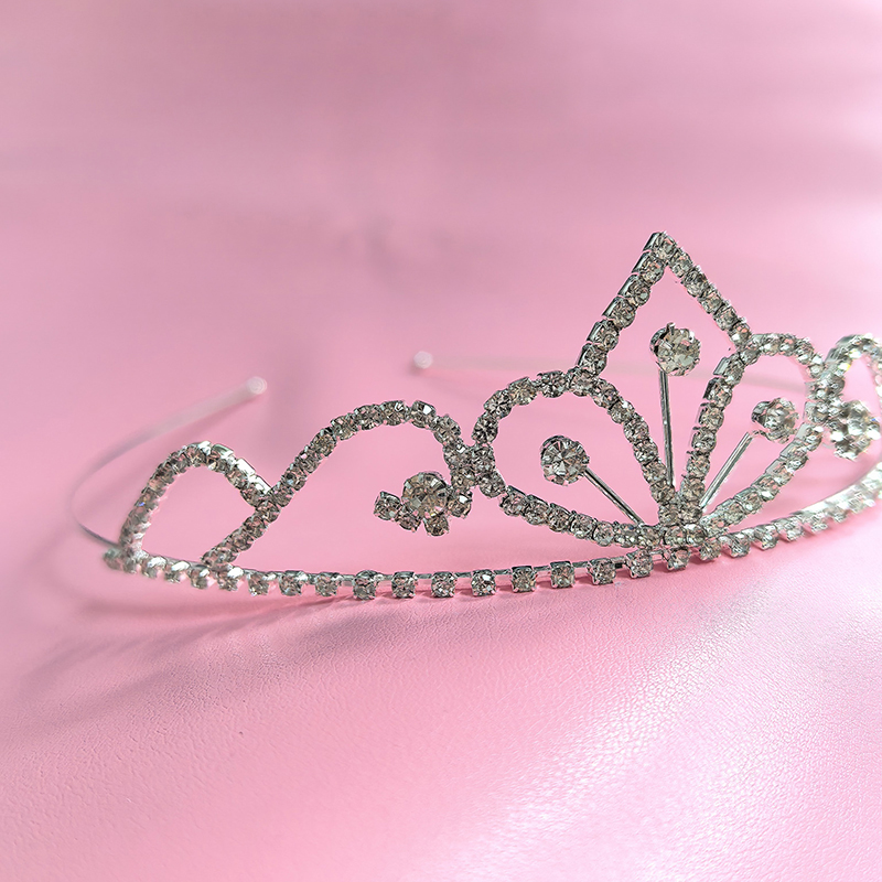Women Accessories For Wedding - シルバーカラーのラインストーンブライダルクラウン高級クリスタルティアラ結婚式女王プリンセスヘッドピースパーティー誕生日パーティーヘアアクセサリー