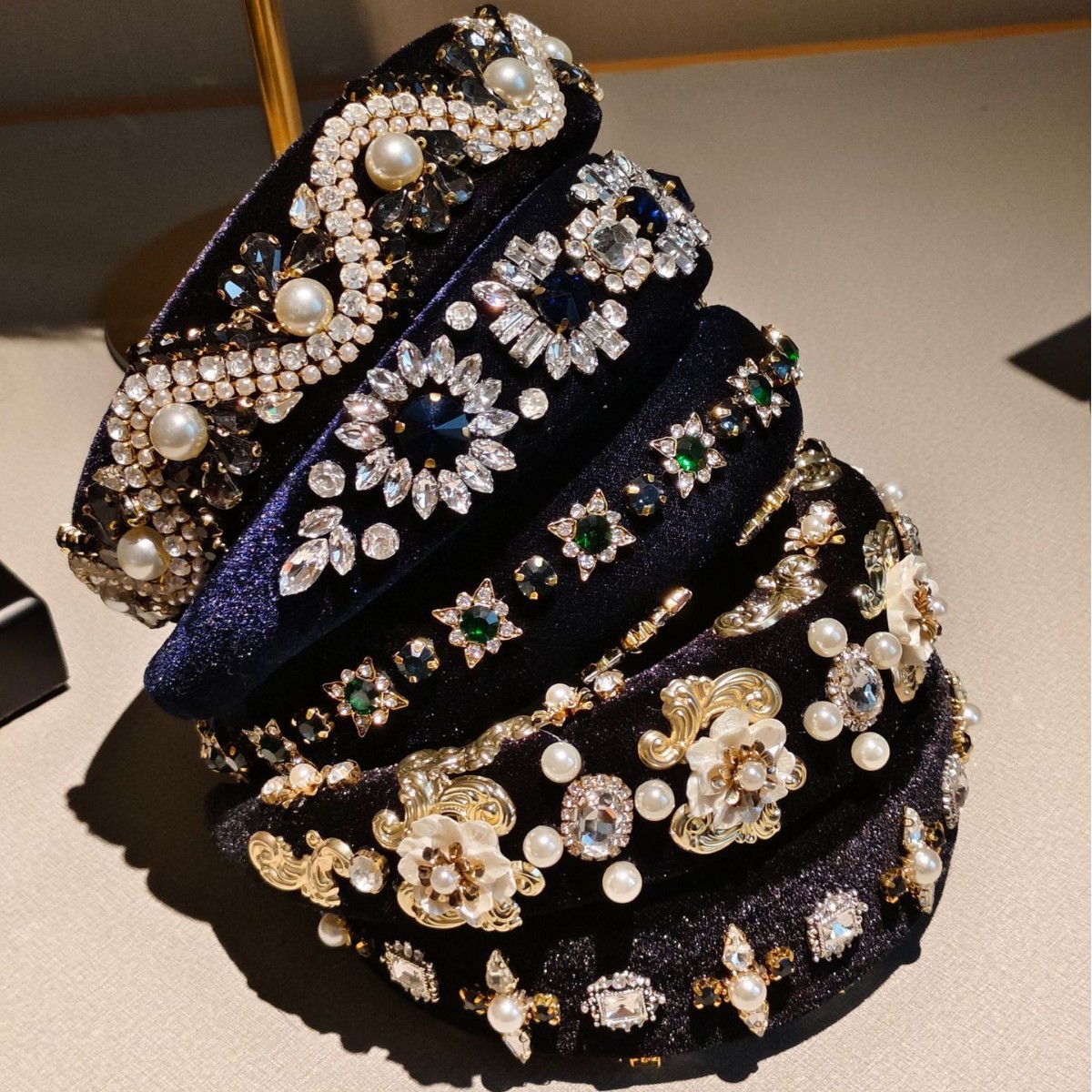 Women Accessories Sale - 秋冬ホットセール レトロバロック風 厚手スポンジ フルダイヤモンド ヘッドバンド 高級ヘアアクセサリー