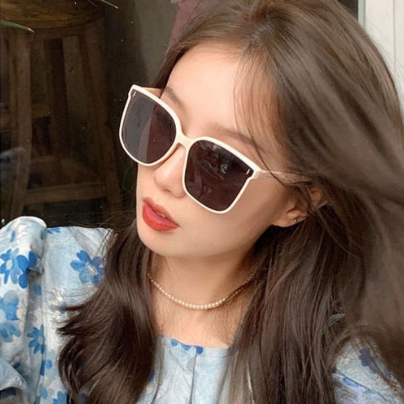 ファッションスクエアパーソナリティサングラスインレトロブラッ - Sunglasses Oversized Square のレビューと価格