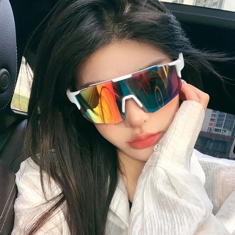 スクエアサイクリングサングラスラージフレームシェード UV  - Sunglasses Oversized Square のレビューと価格