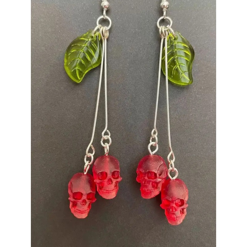 ゴシックスカルチェリーイヤリング女性用ファッション異教魔女ジ - Women'S Vampire Accessories のレビューと価格