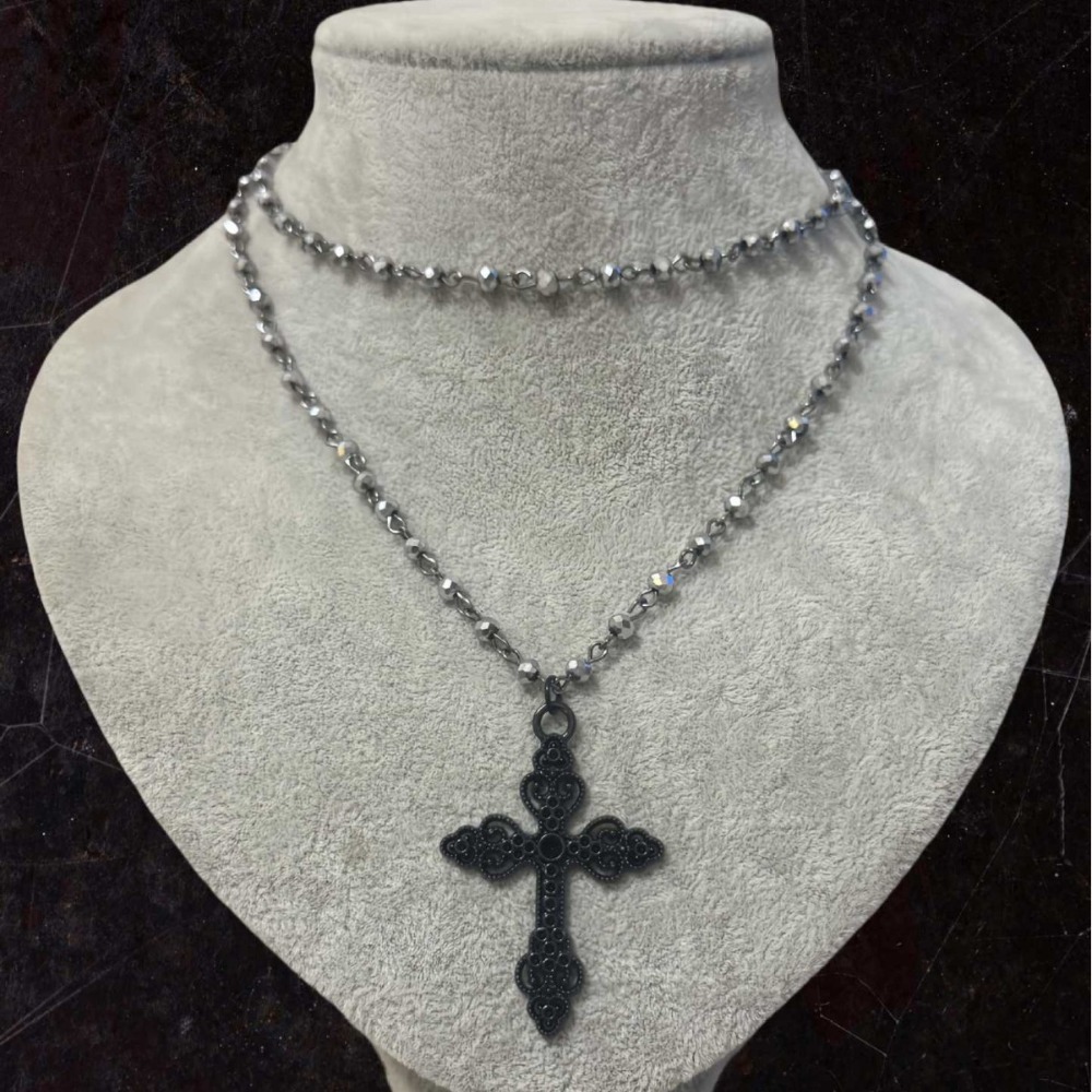 チャームゴシックブラック中空クロスペンダント二層ブラックビー - Women'S Vampire Accessories のレビューと価格