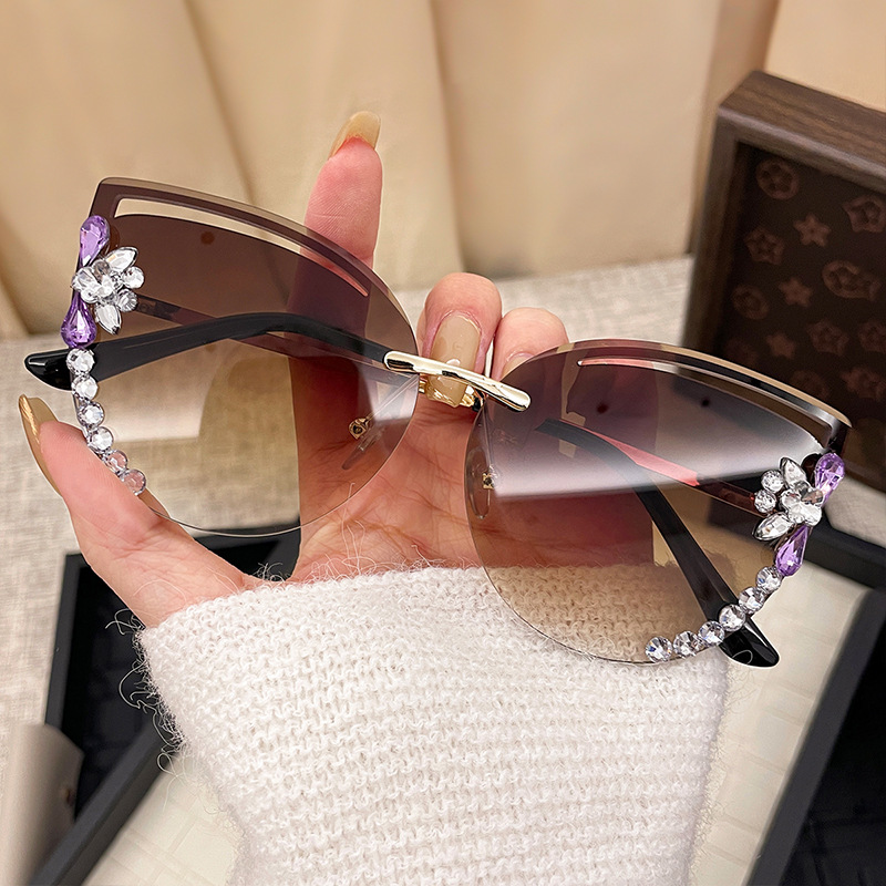ファッション特大サングラス女性 UV400 サングラスヴィン - Sunglasses Oversized Square のレビューと価格