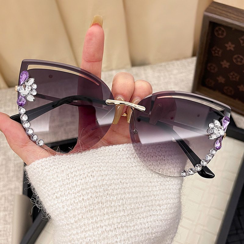 ファッション特大サングラス女性 UV400 サングラスヴィン - Sunglasses Oversized Square のレビューと価格