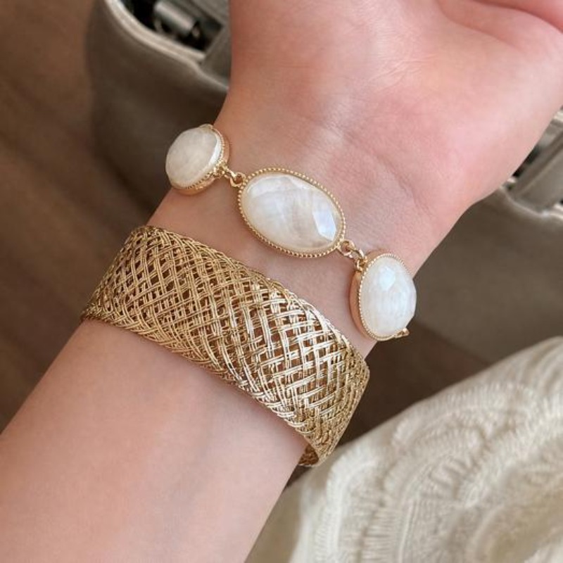 ボヘミアン織り樹脂オーバルブレスレットミニマリストユニークな - Resin Bangle Bracelet のレビューと価格