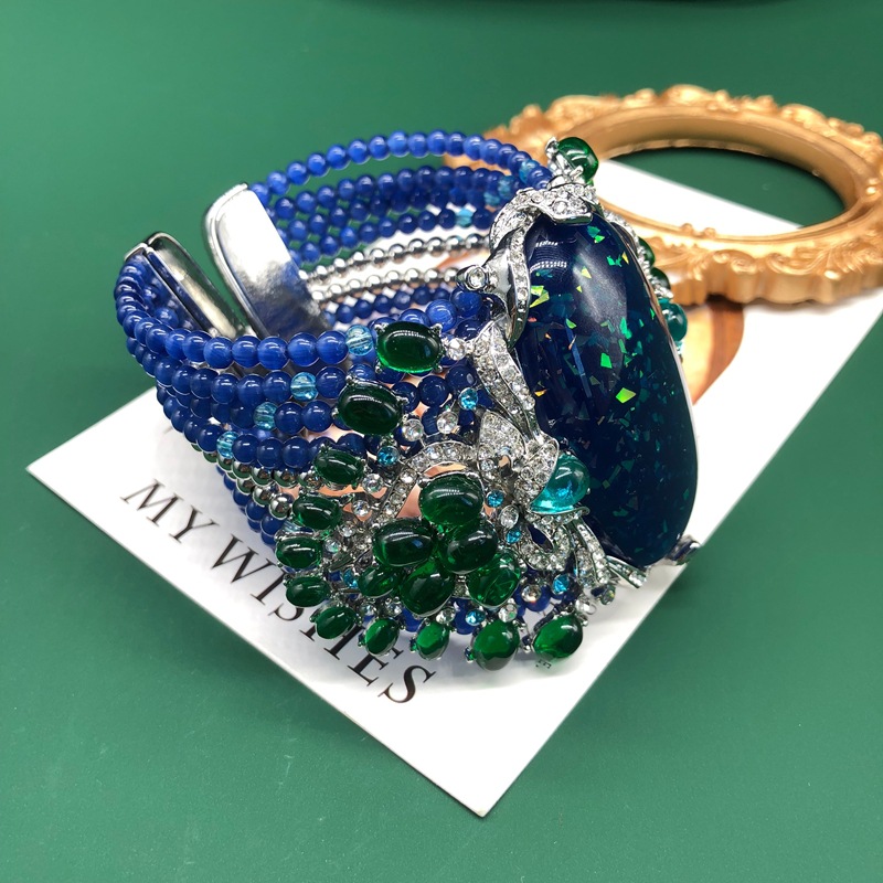 高級ヴィンテージ風ビーズブレスレット、ラインストーンとエメラ - Resin Bangle Bracelet のレビューと価格