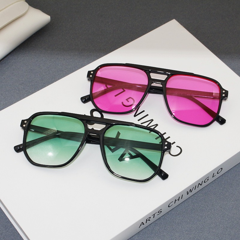 ヴィンテージスクエアサングラス女性特大ビッグフレームサングラ - Sunglasses Oversized Square のレビューと価格
